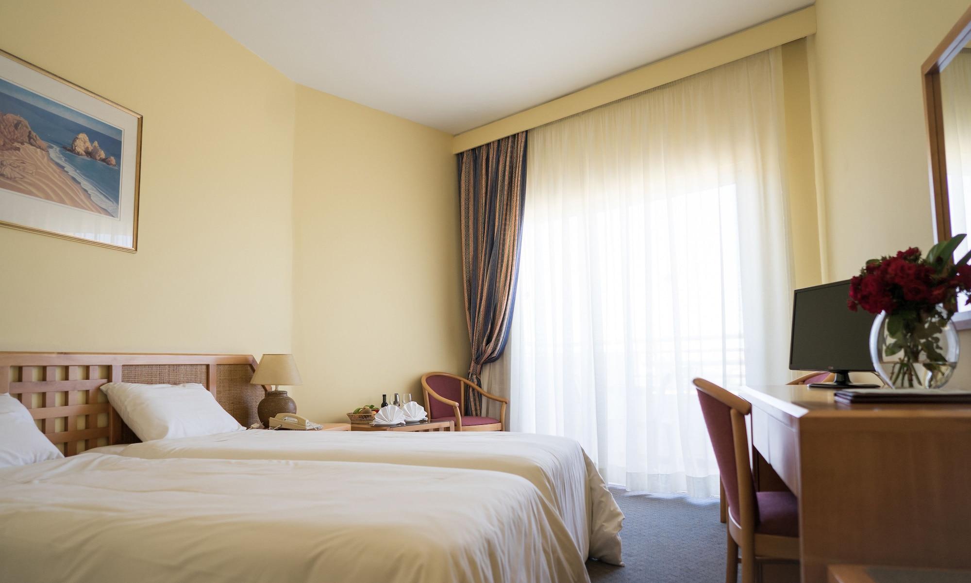 Aloe Hotel Pafos Dış mekan fotoğraf