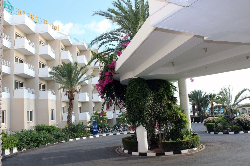 Aloe Hotel Pafos Dış mekan fotoğraf