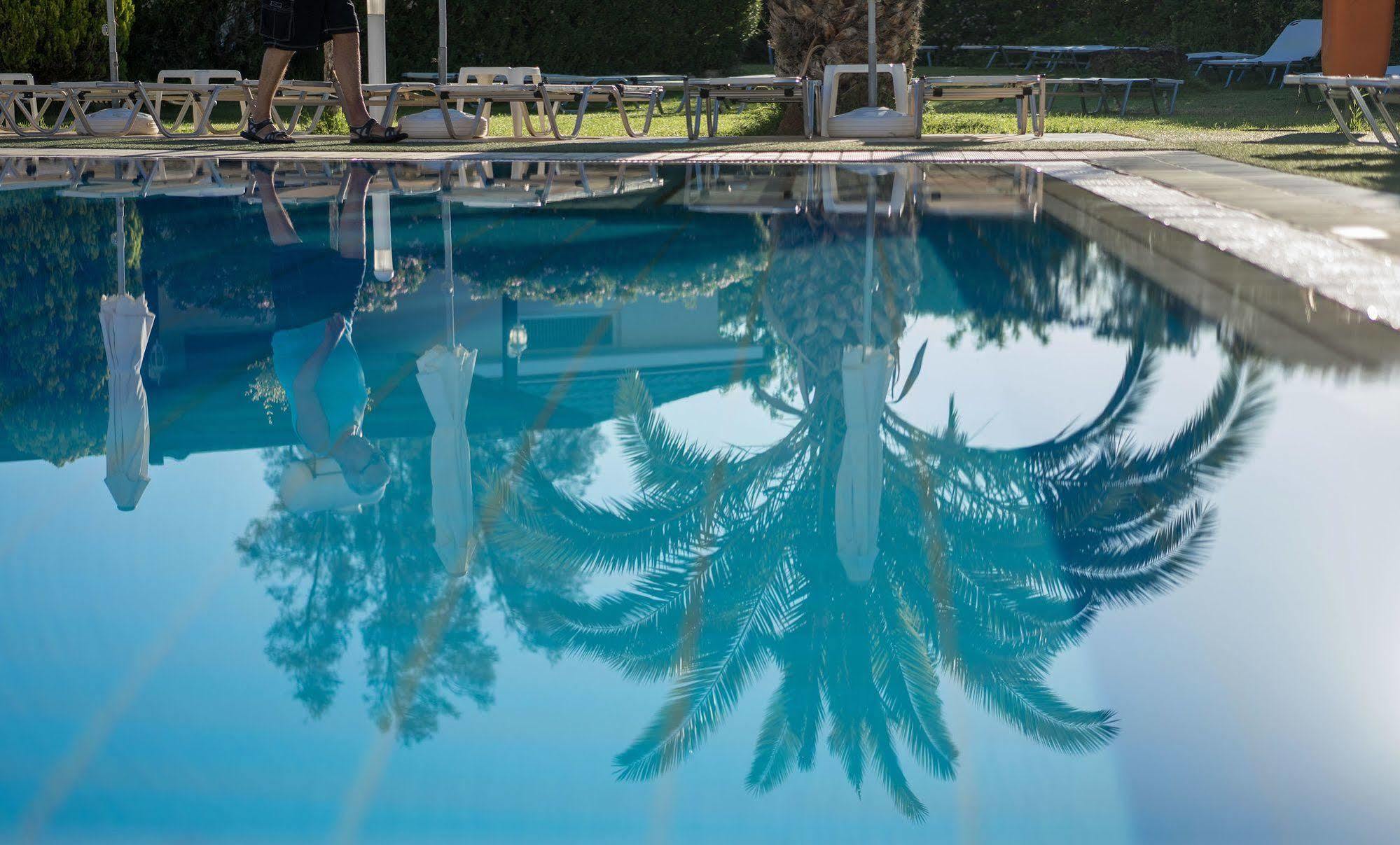 Aloe Hotel Pafos Dış mekan fotoğraf